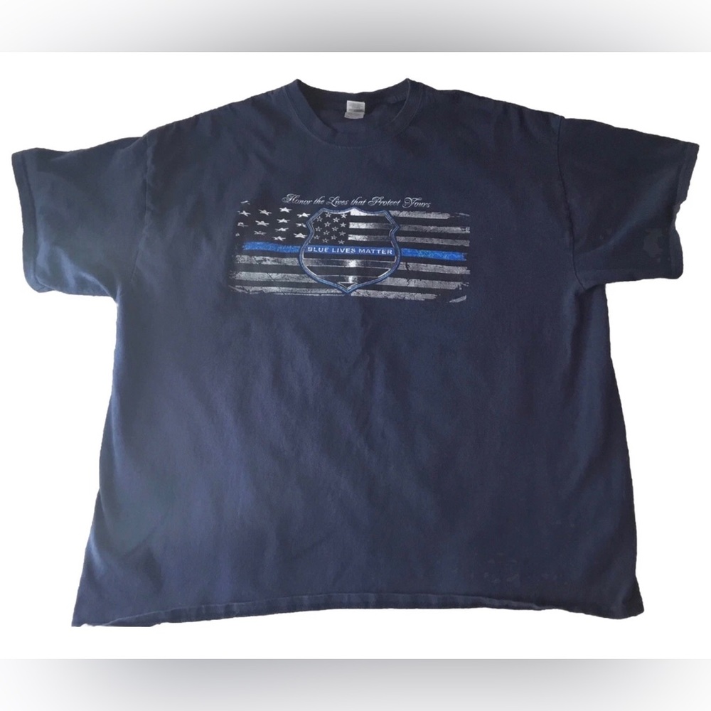 GILDAN Mens 2 XL HONOR THE LIVES THAT PROTECT YOURS BLUE LIVES MATTER T SHIRT